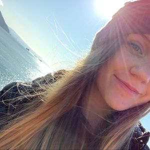 Meet your Posher, Marissa